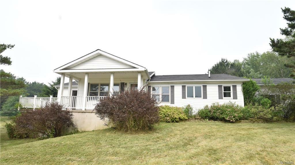 Property Photo:  4950 Block Road  NY 14141 