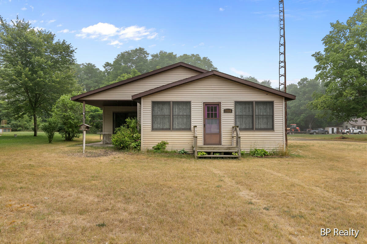 Property Photo:  7715 Munger Road  MI 49451 