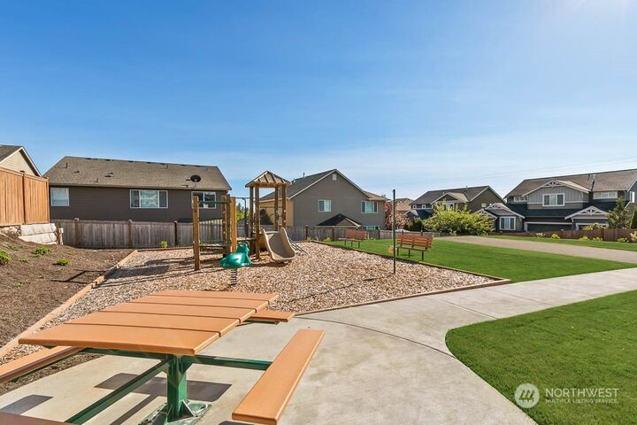 Property Photo: 4328 228th Place SE Mc8 WA 98021