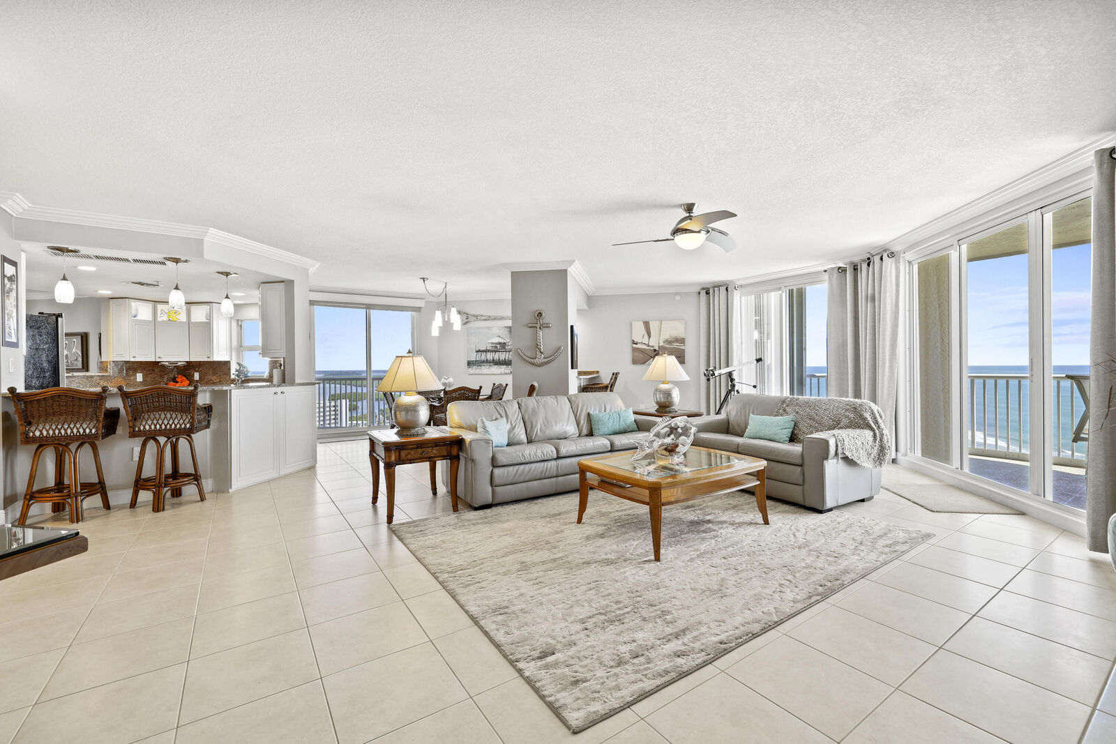 Property Photo: 5051 N Highway A1a Ph3-4 FL 34949