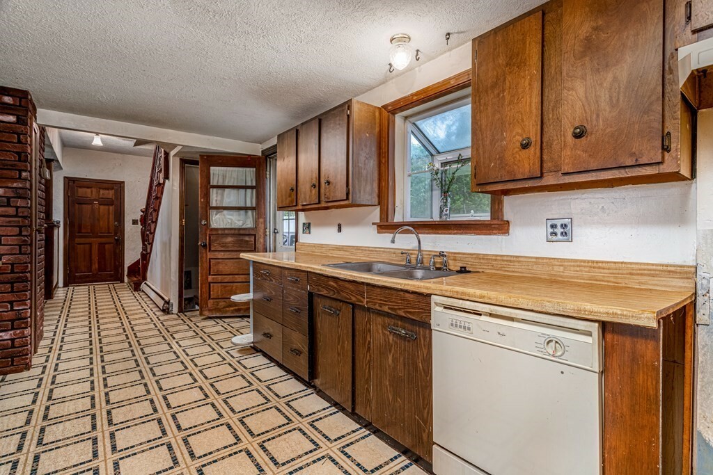 Property Photo: 45 Fruit St MA 01453
