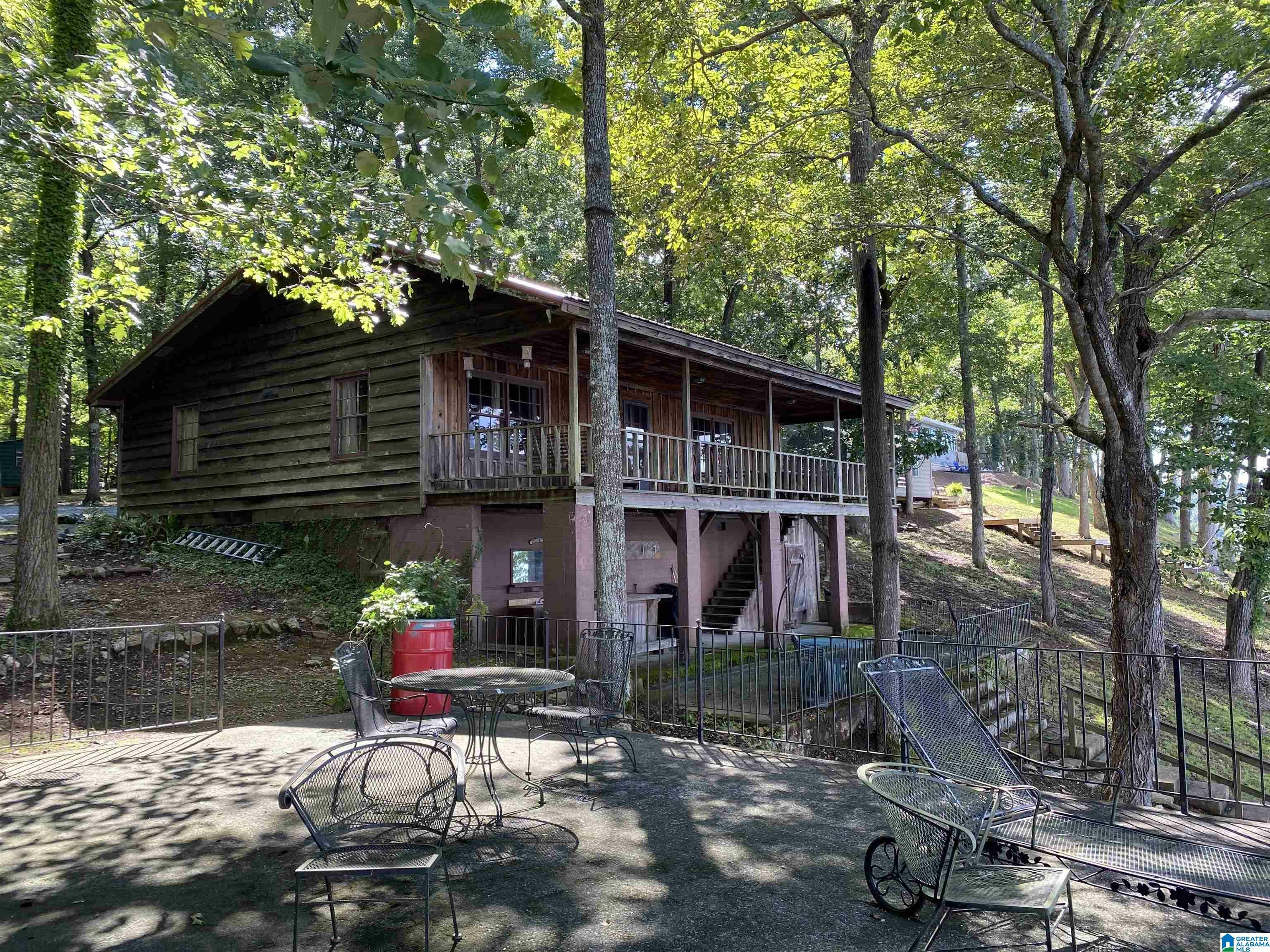 Property Photo:  184 N River Drive  AL 35143 