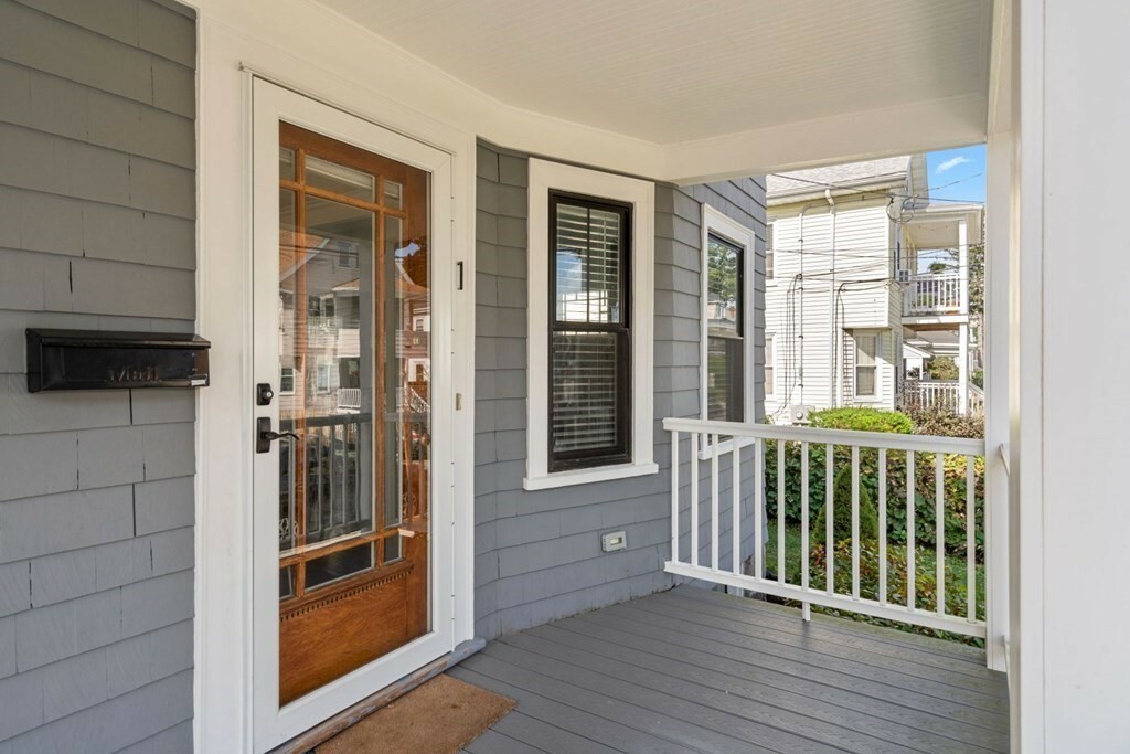 Property Photo:  78 Hewlett St 1  MA 02131 