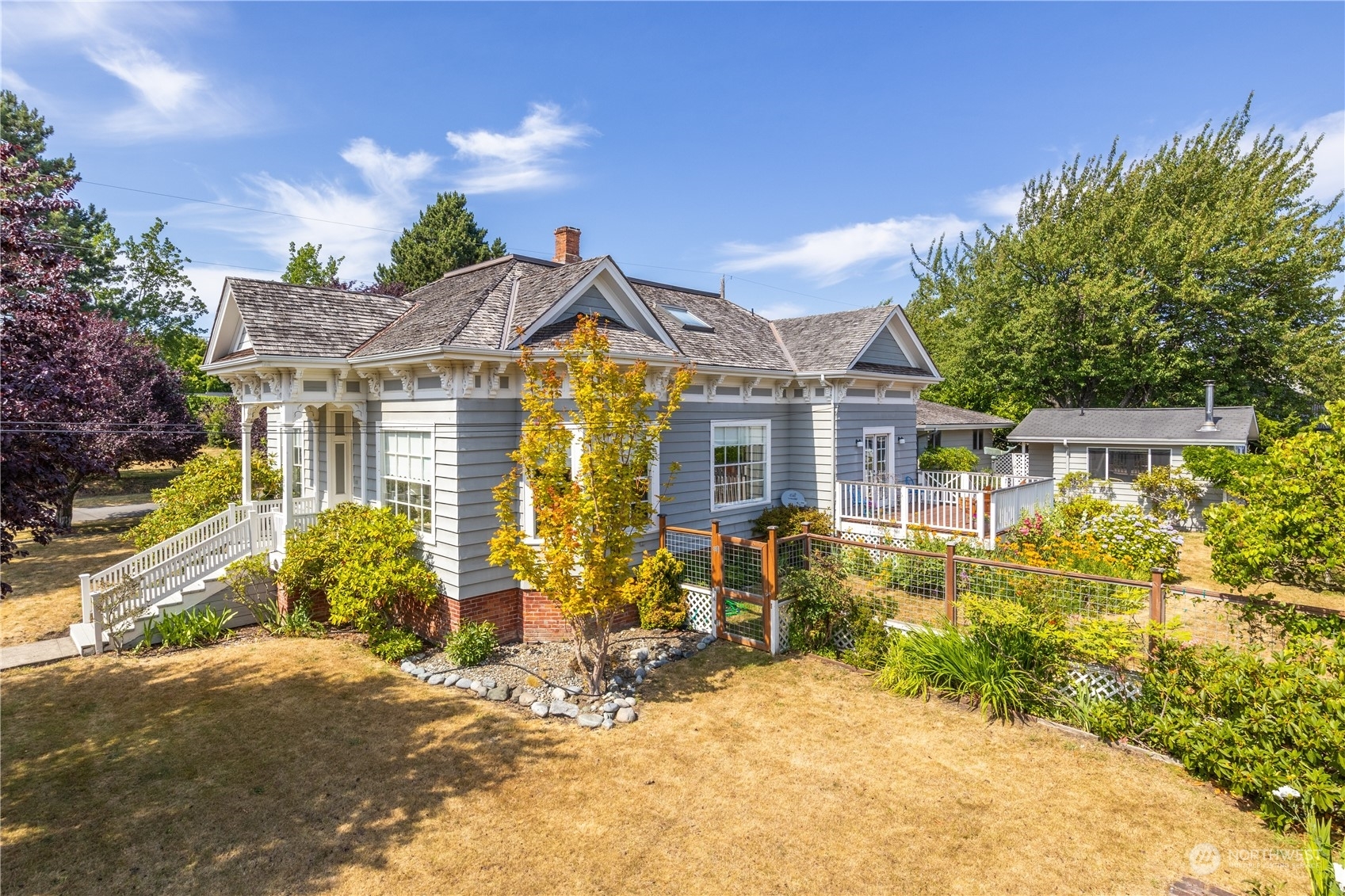 Property Photo:  834 Pierce Street  WA 98368 