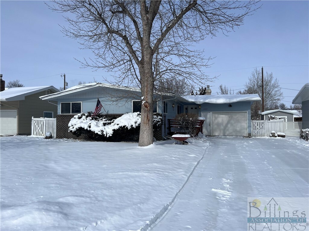 Property Photo:  2929 Miles Avenue  MT 59102 