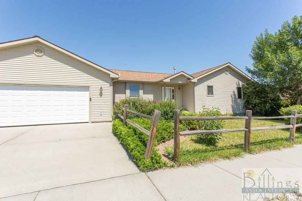 Property Photo:  1125 Siesta Avenue  MT 59105 
