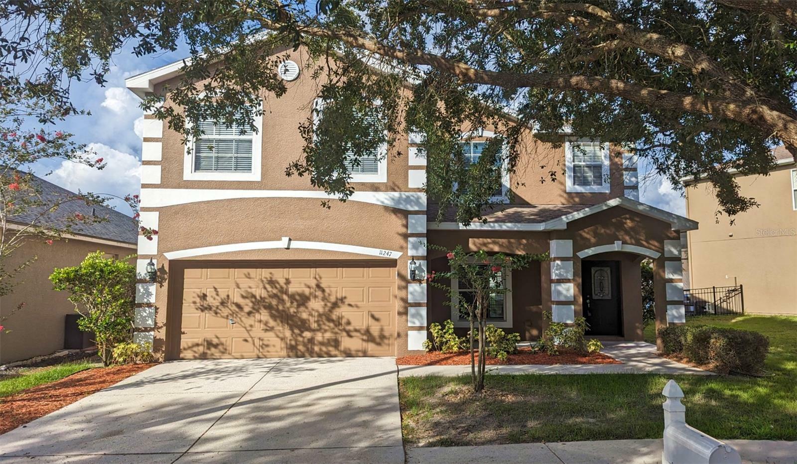 Property Photo:  11247 Creek Haven Drive  FL 33569 