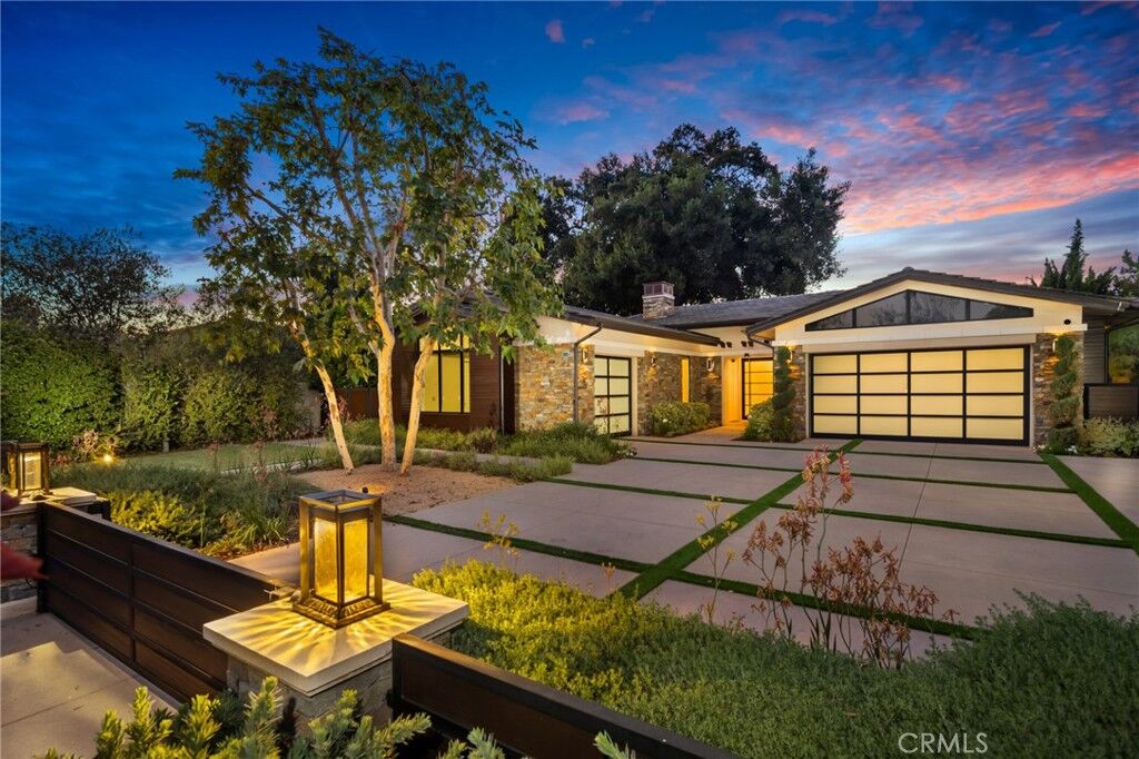 Property Photo:  333 W Le Roy Avenue  CA 91007 