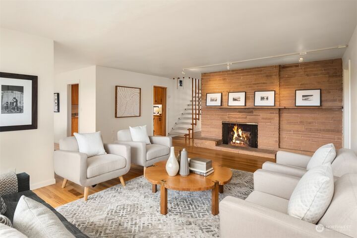 Property Photo:  5919 Wilson Avenue S  WA 98118 