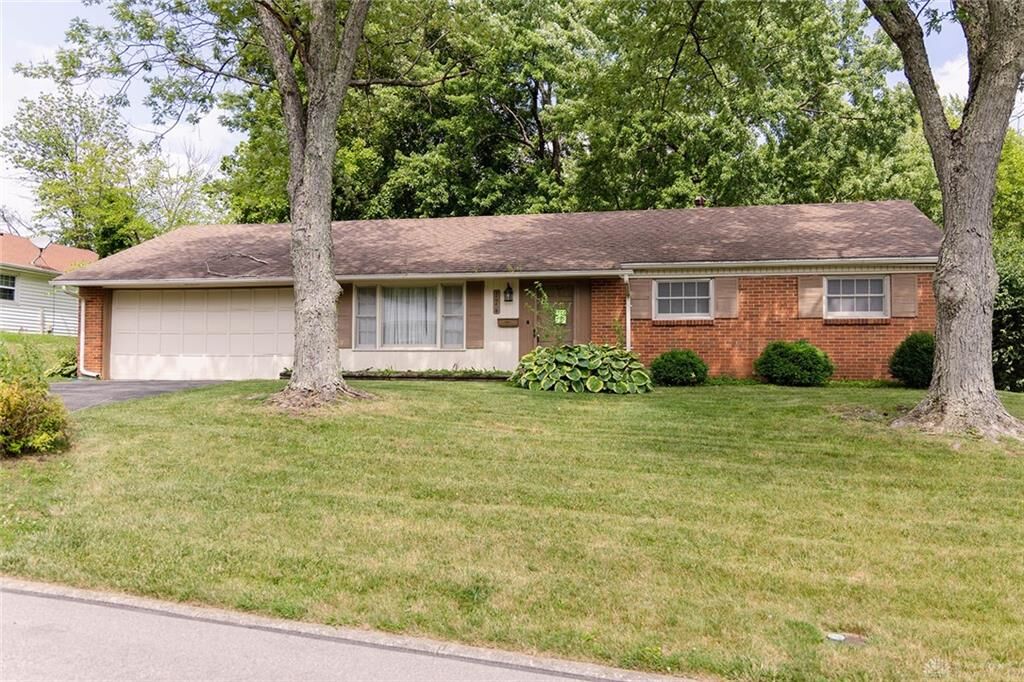 Property Photo: 174 Broadripple Road OH 45458