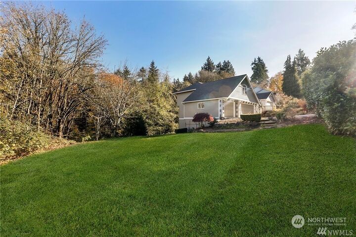 Property Photo: 16034 76th Place NE WA 98028