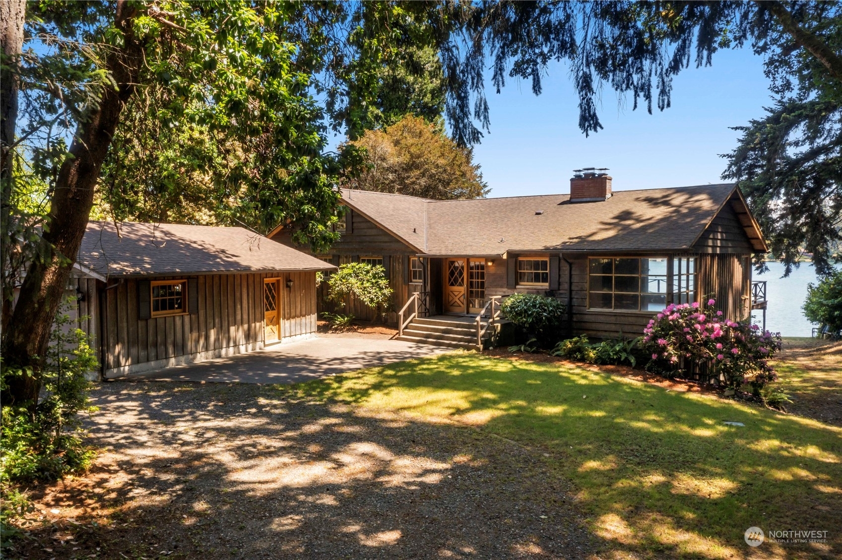 Property Photo:  1015 Creso Road S  WA 98387 