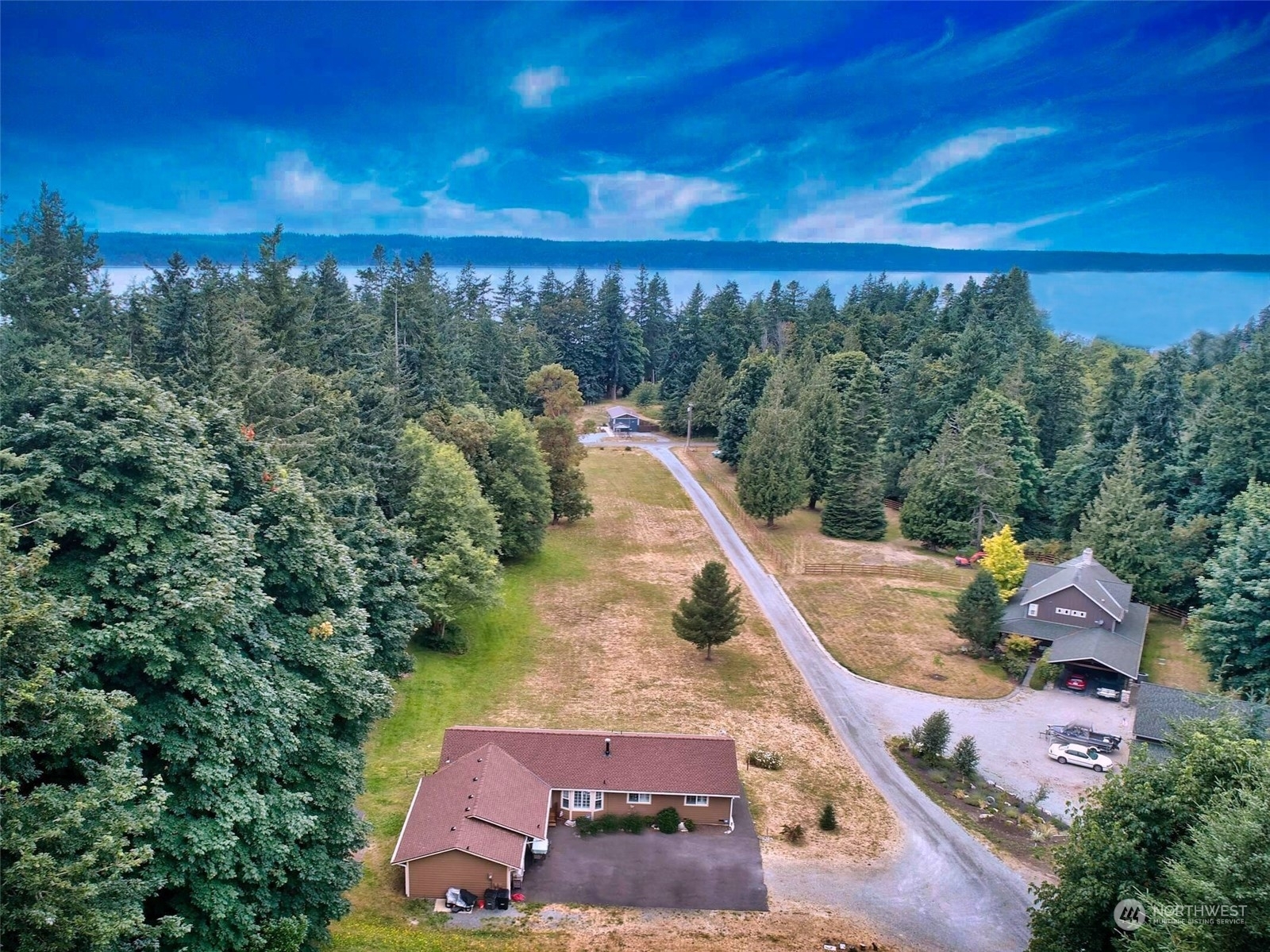 Property Photo:  575 Chestnut Lane  WA 98282 