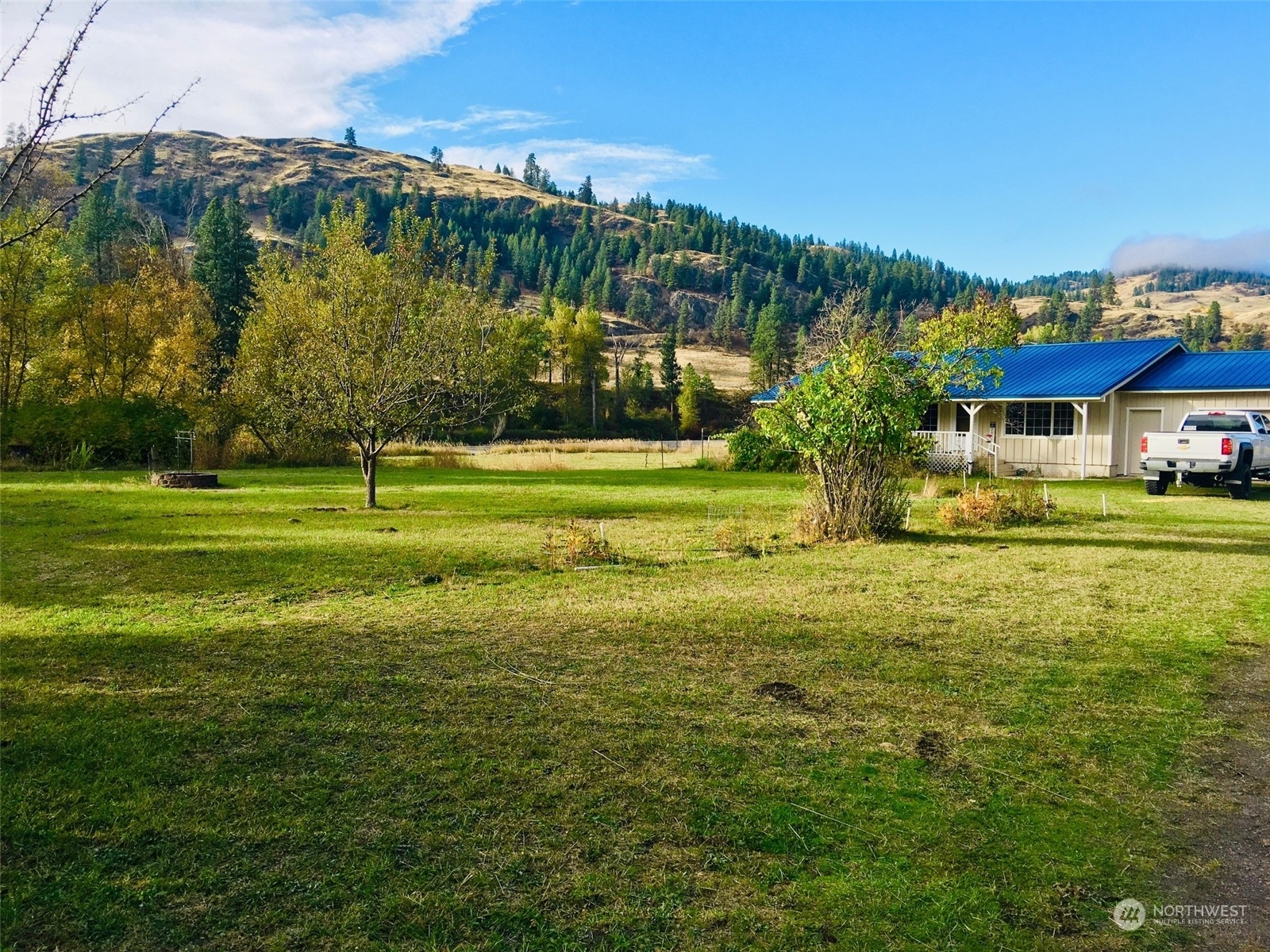 Property Photo:  69 Lancaster Road  WA 99118 