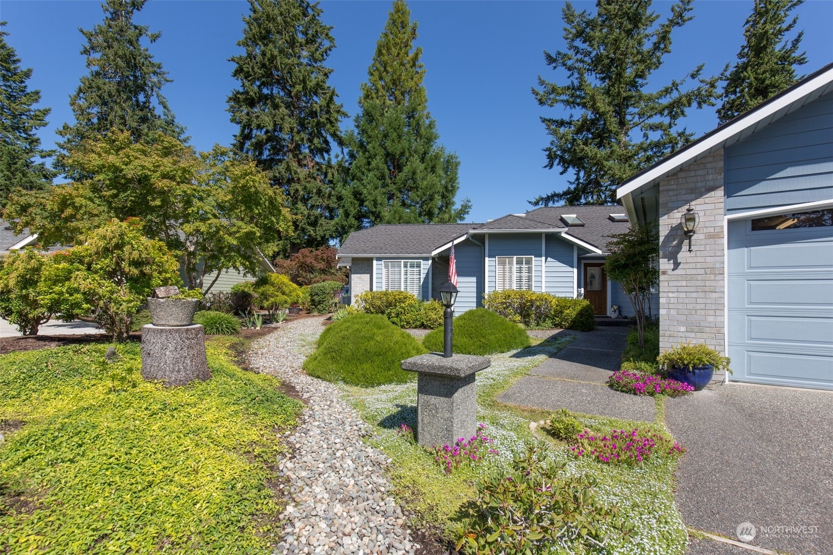 Property Photo:  231 Taylor Court  WA 98382 