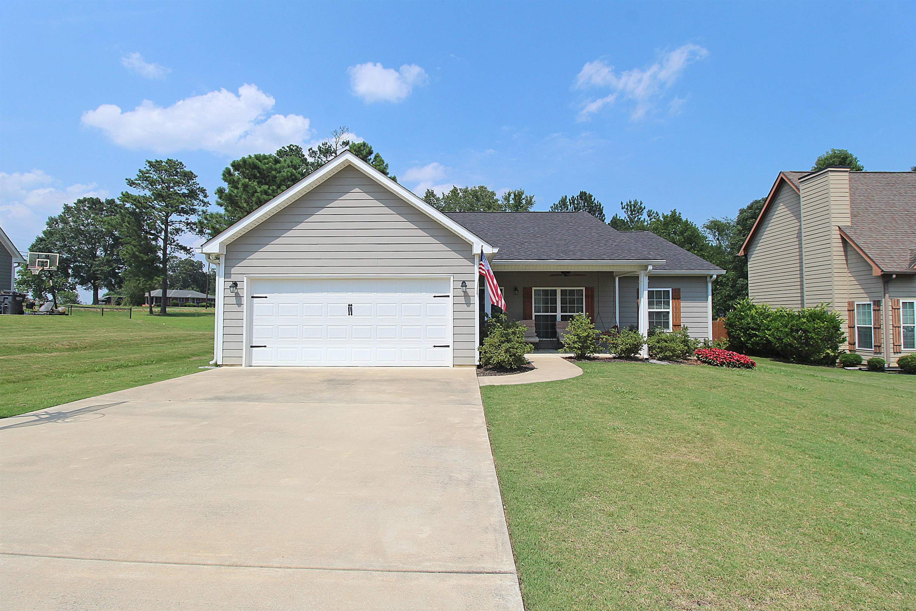 Property Photo:  5 Applewood  GA 30165 