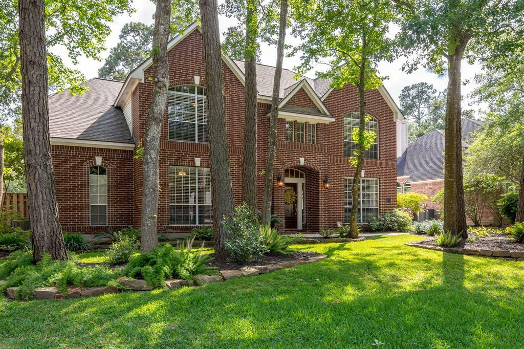 Property Photo: 67 N Floral Leaf Circle TX 77381