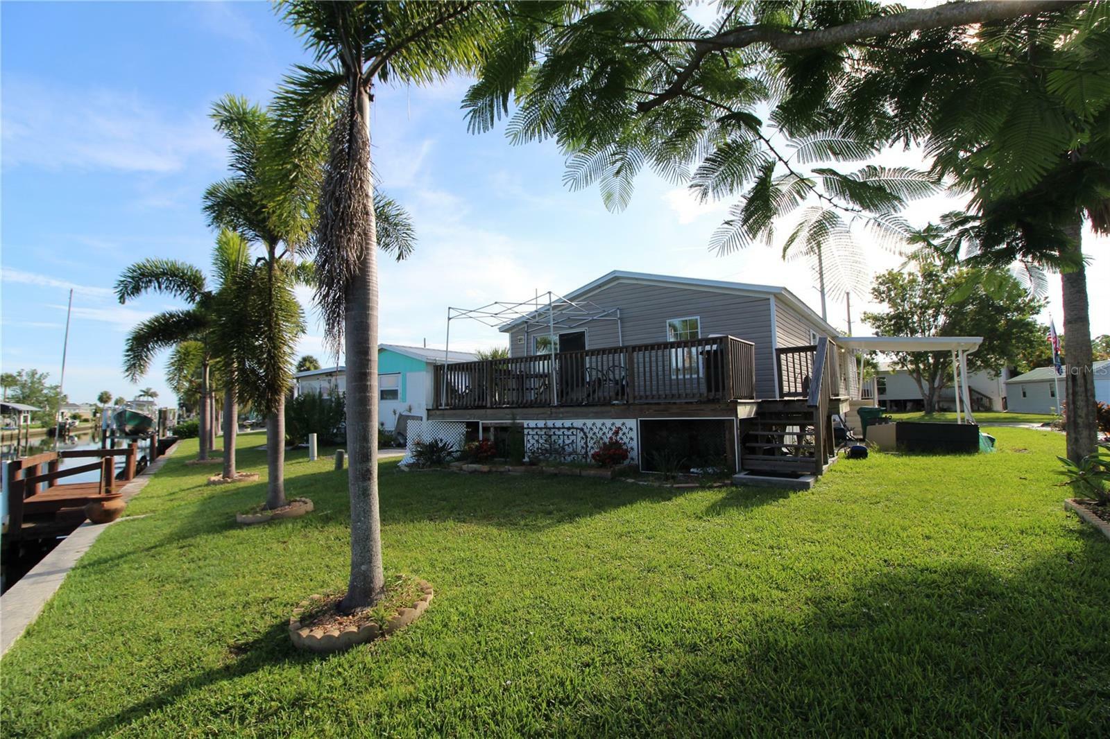 Property Photo:  3127 Bayside Parkway  FL 33982 