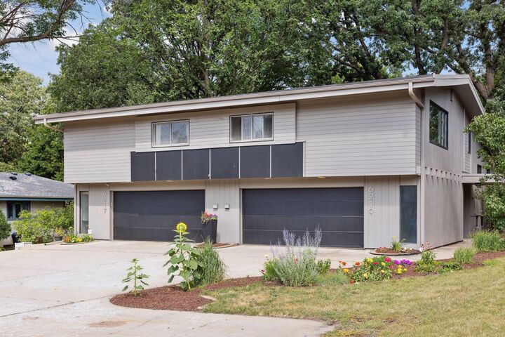 6217 France Avenue S  Edina MN 55410 photo