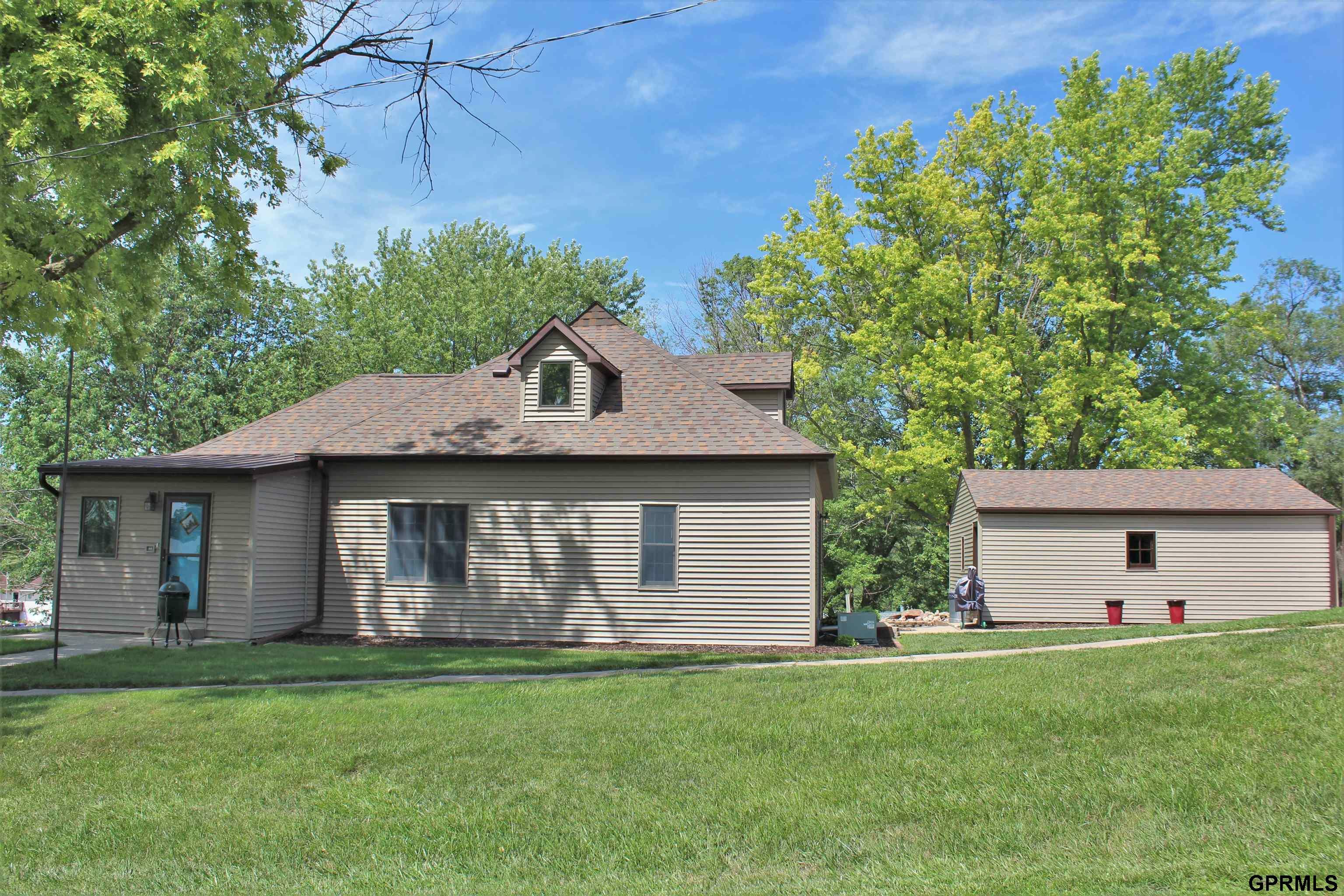 Property Photo:  501 3rd Street  IA 51563 