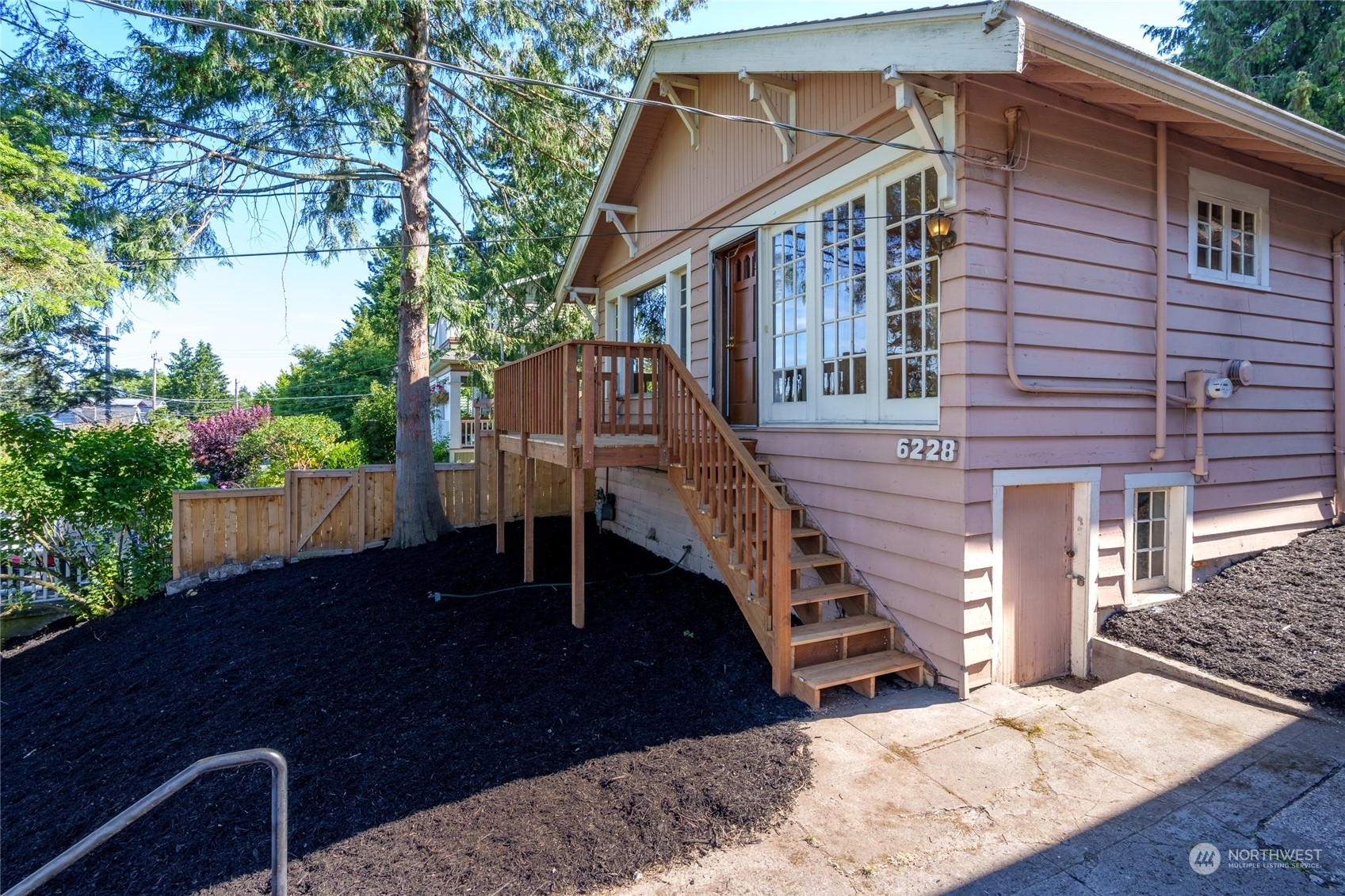 Property Photo:  6228 2nd Avenue NW  WA 98107 