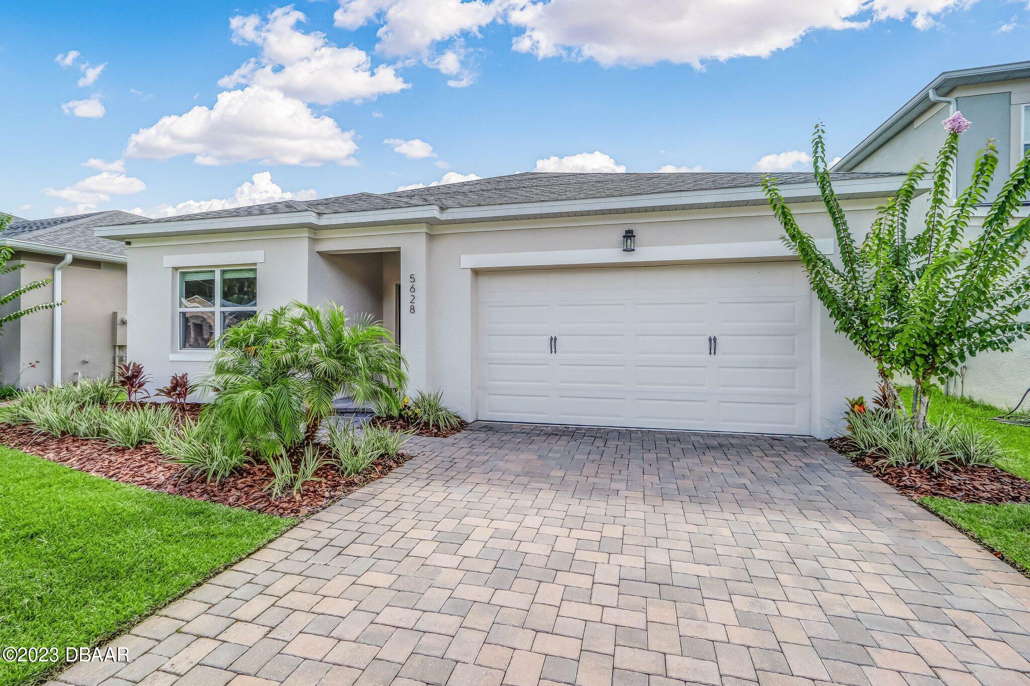 Property Photo:  5628 Estero Loop  FL 32128 