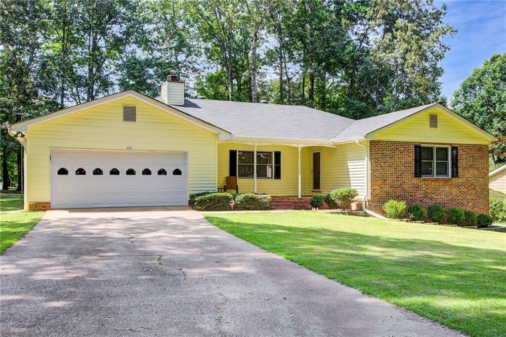 Property Photo:  486 Windsor Farms Drive  GA 30046 