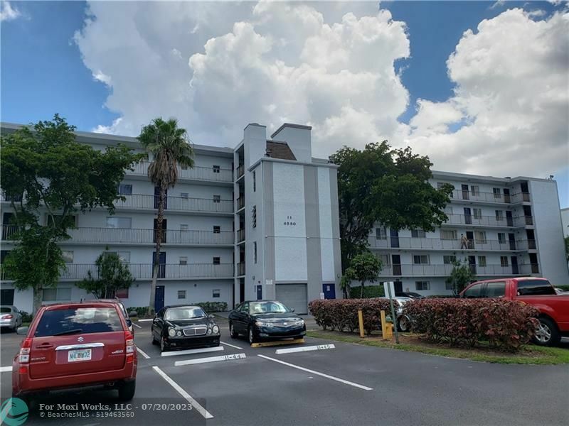 Property Photo: 8550 N Sherman Cir 308 FL 33025