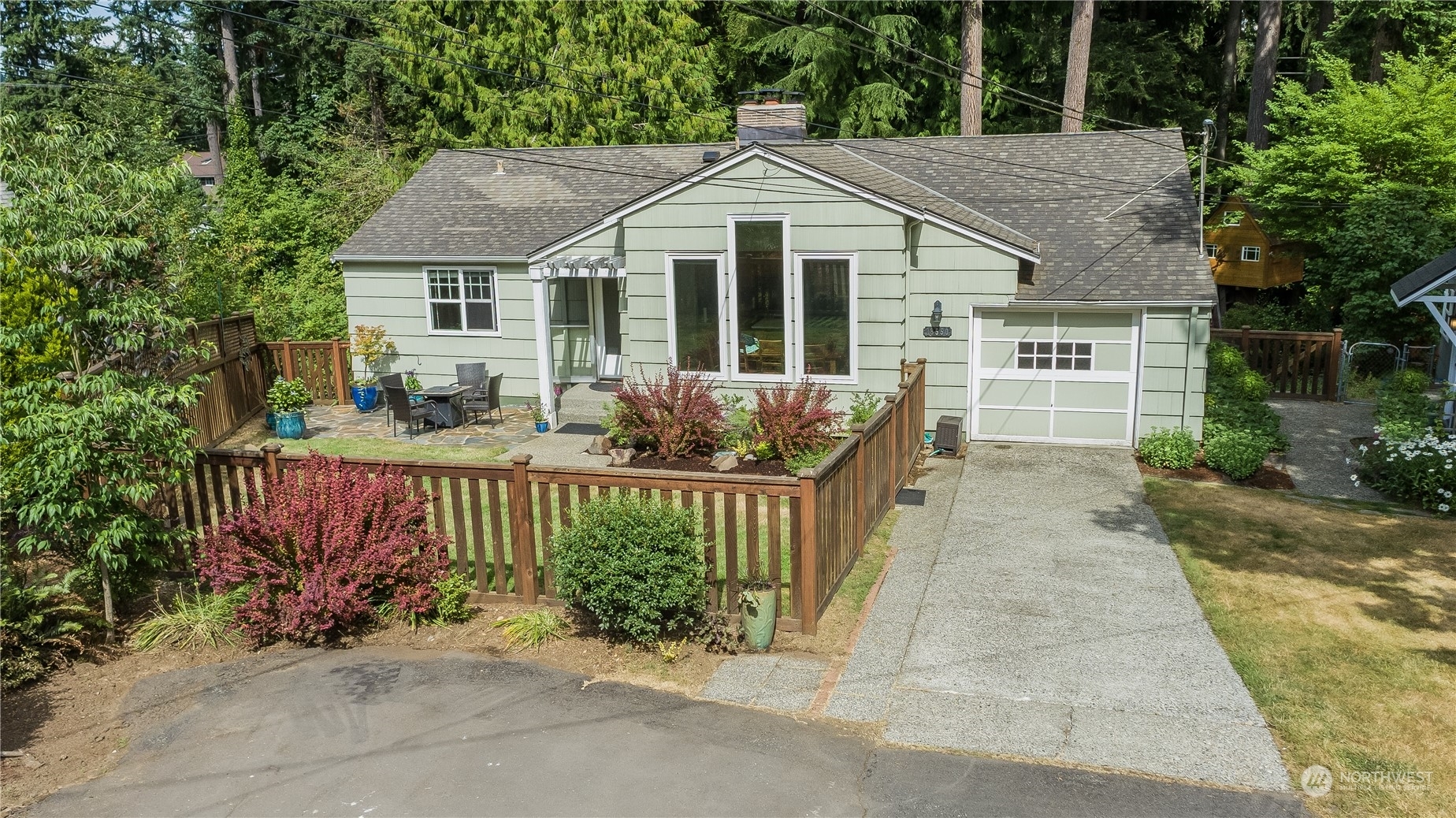 Property Photo:  18550 29th Avenue NE  WA 98155 