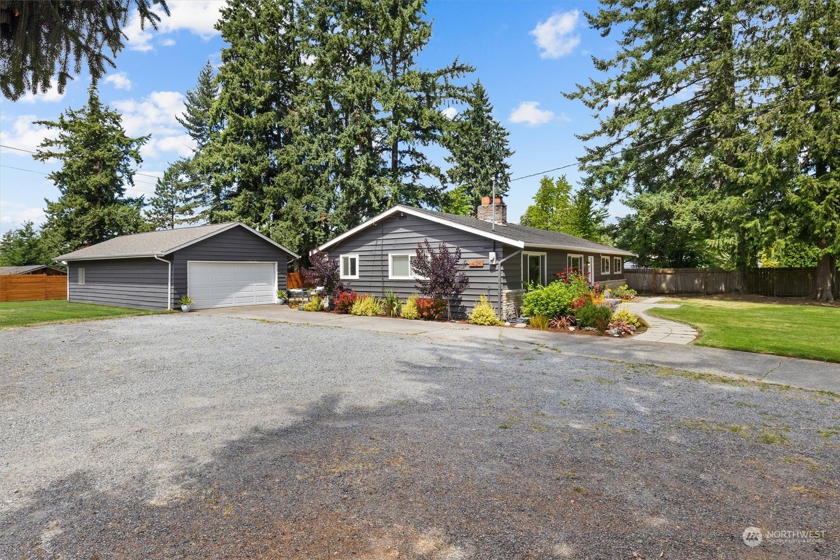 14124 Ash Way  Lynnwood WA 98087 photo