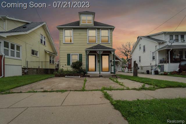 130 North Drive  Wyandotte MI 48192 photo