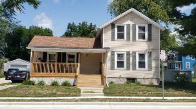 Property Photo:  212 East Davis Street  WI 53916 