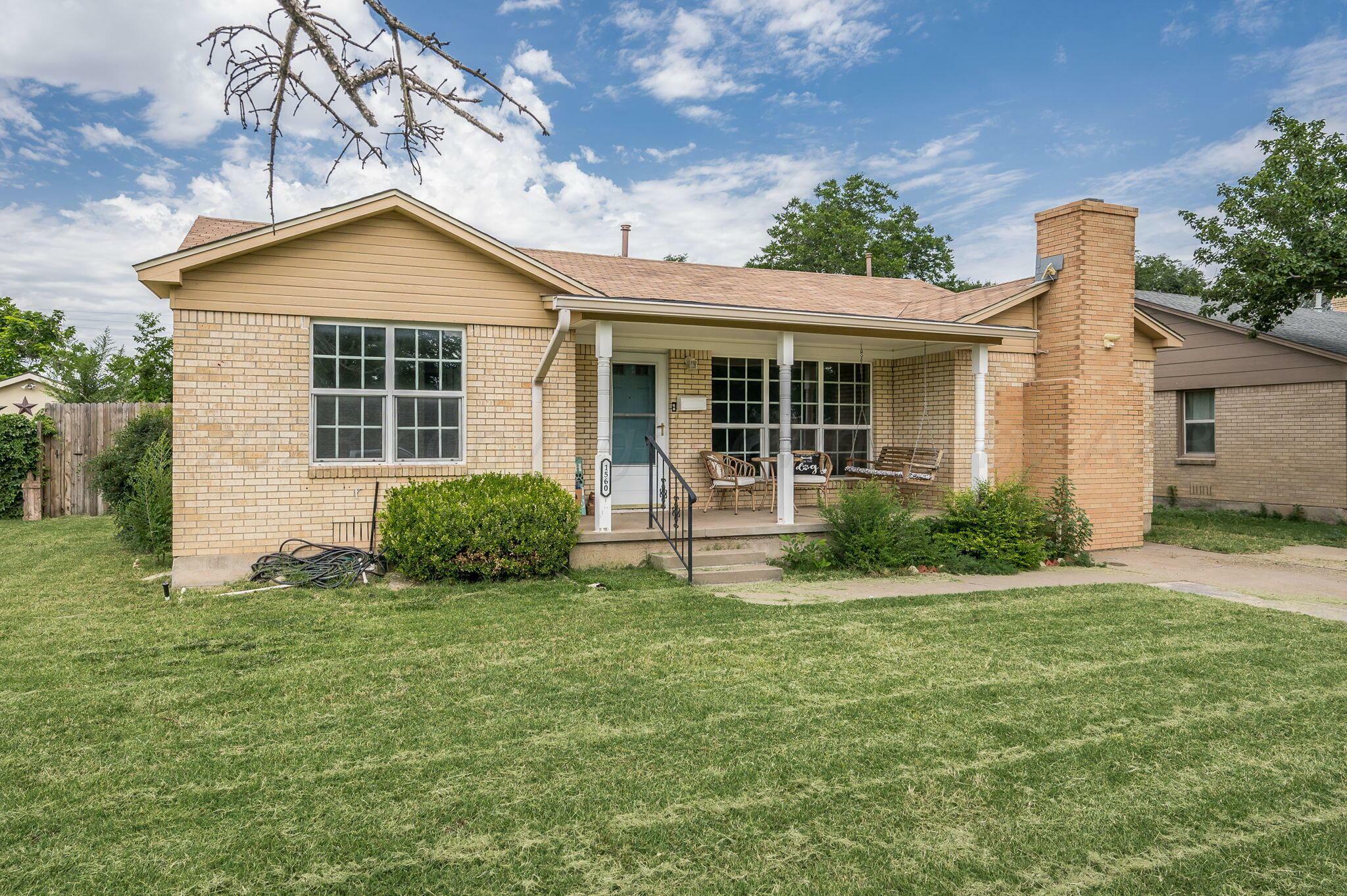 Property Photo:  1560 Smiley Street  TX 79106 