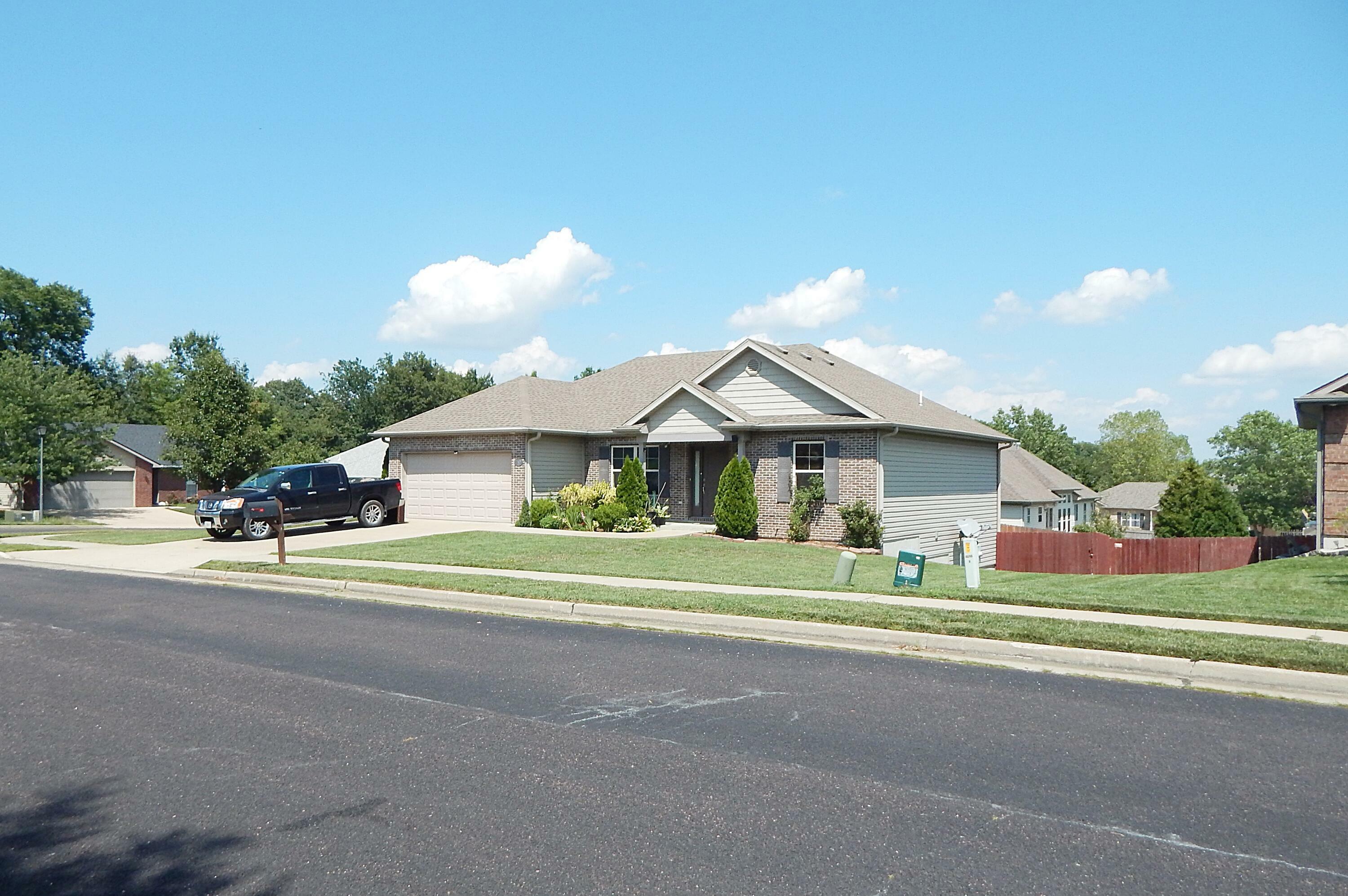 Property Photo:  2604 Agate Way  MO 65202 