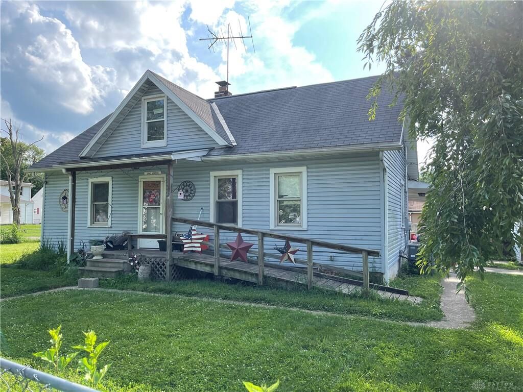 Property Photo:  2943 Kearns Avenue  OH 45414 