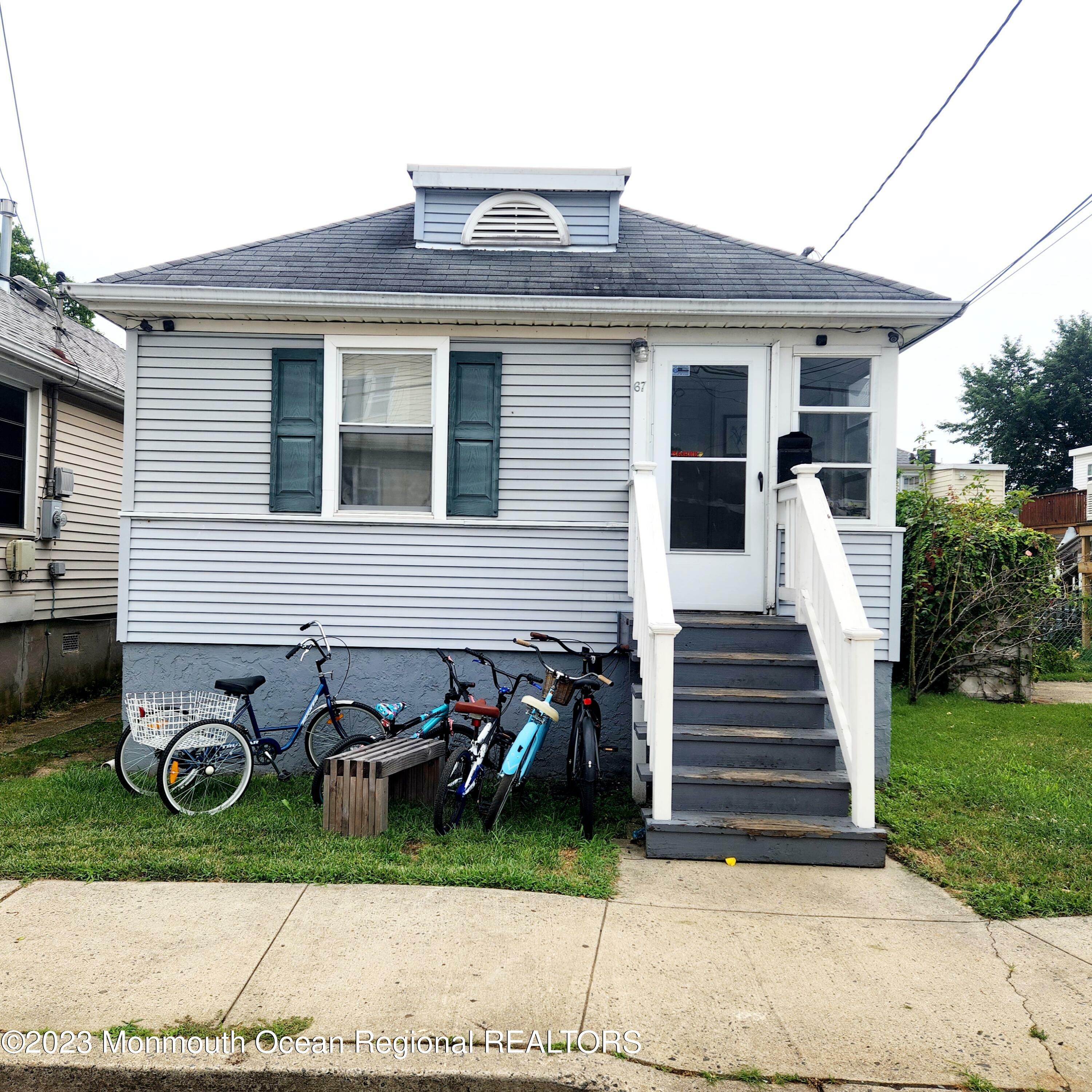 Property Photo:  67 Washington Avenue  NJ 07732 