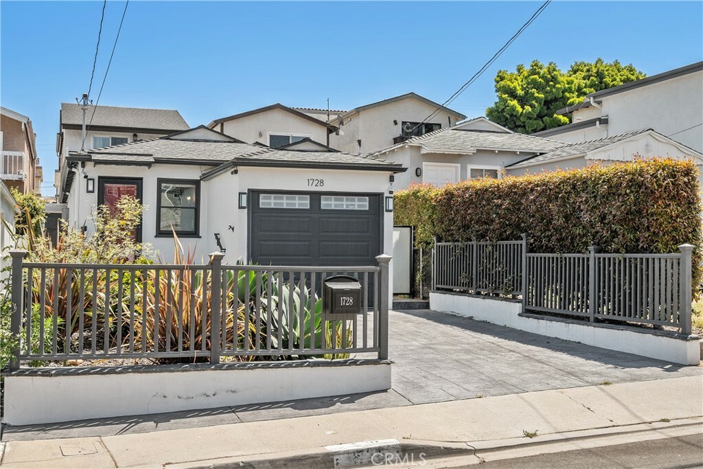 Property Photo:  1728 Goodman Ave  CA 90278 