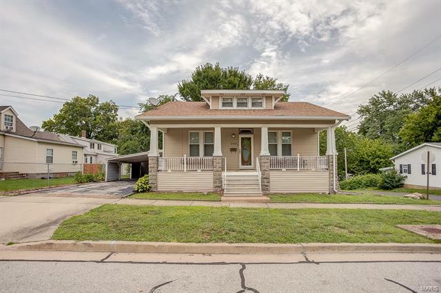 Property Photo:  210 South Center Street  IL 62234 