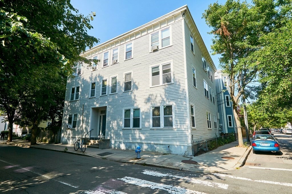 Property Photo:  65 Brookline Street 6  MA 02139 