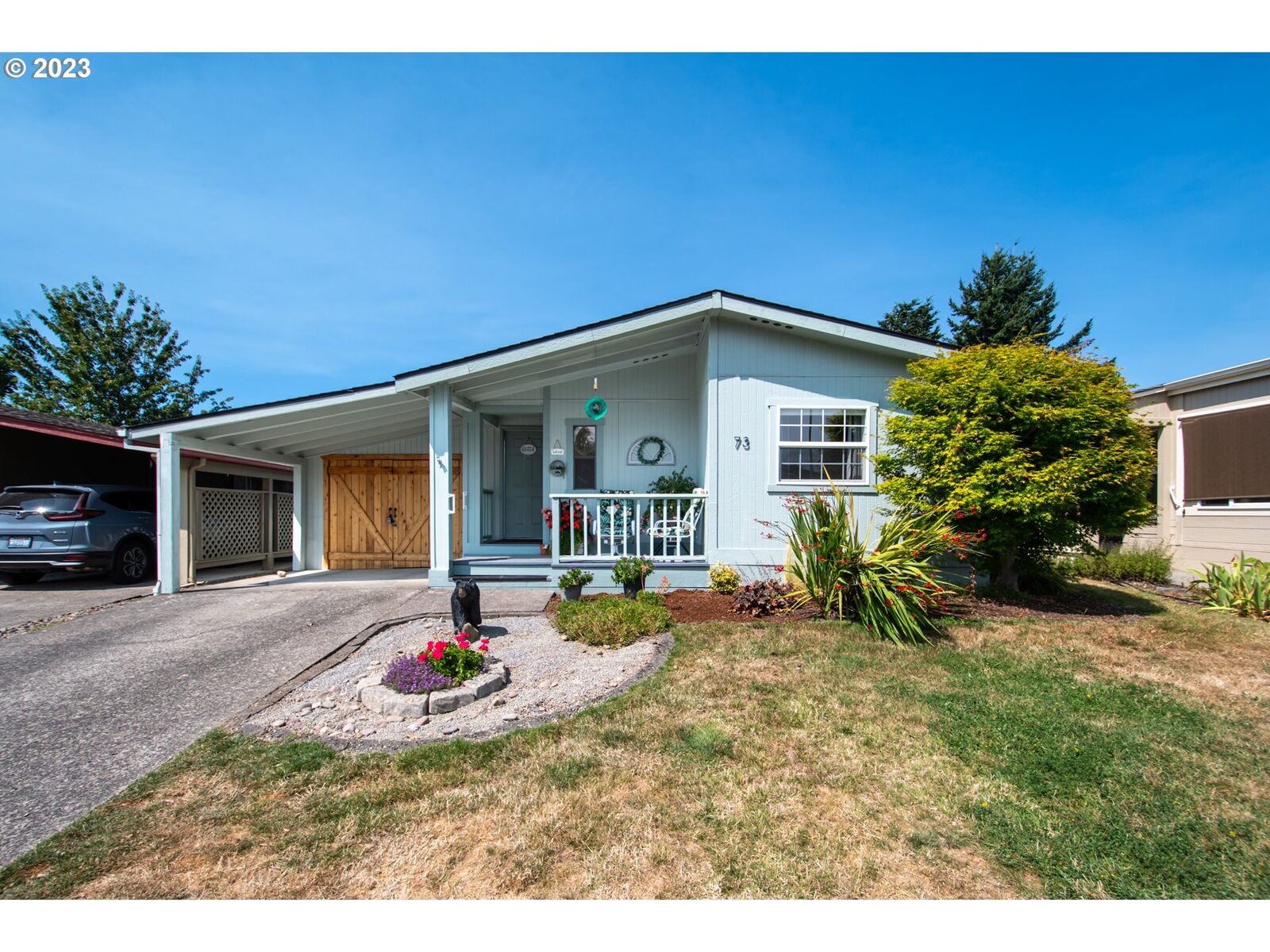 Property Photo: 14204 NE 10th Ave 73 WA 98685