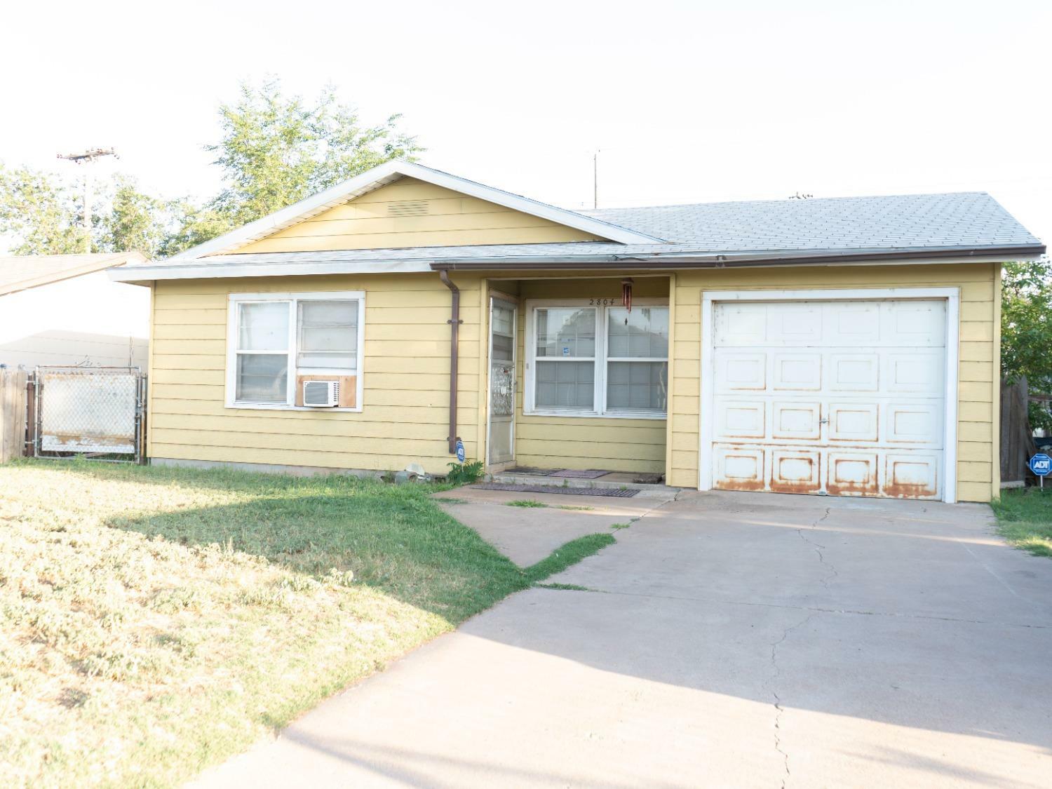 Property Photo:  2804 E 30th Street  TX 79404 