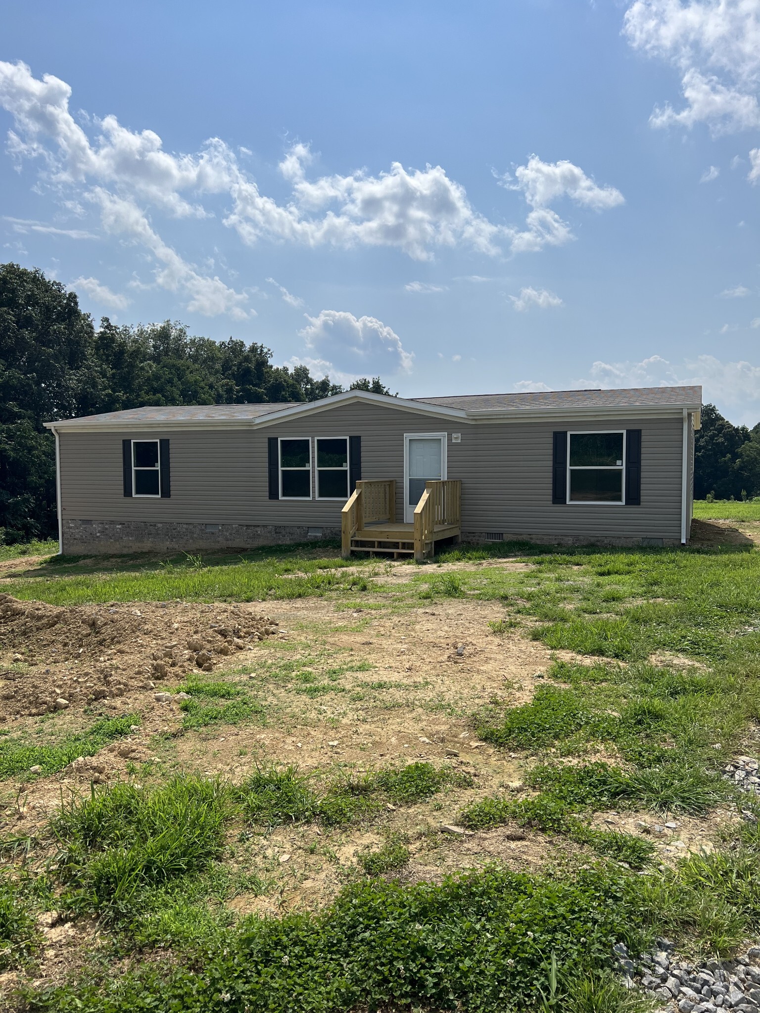 Property Photo: 2615 Wixtown Rd TN 37186