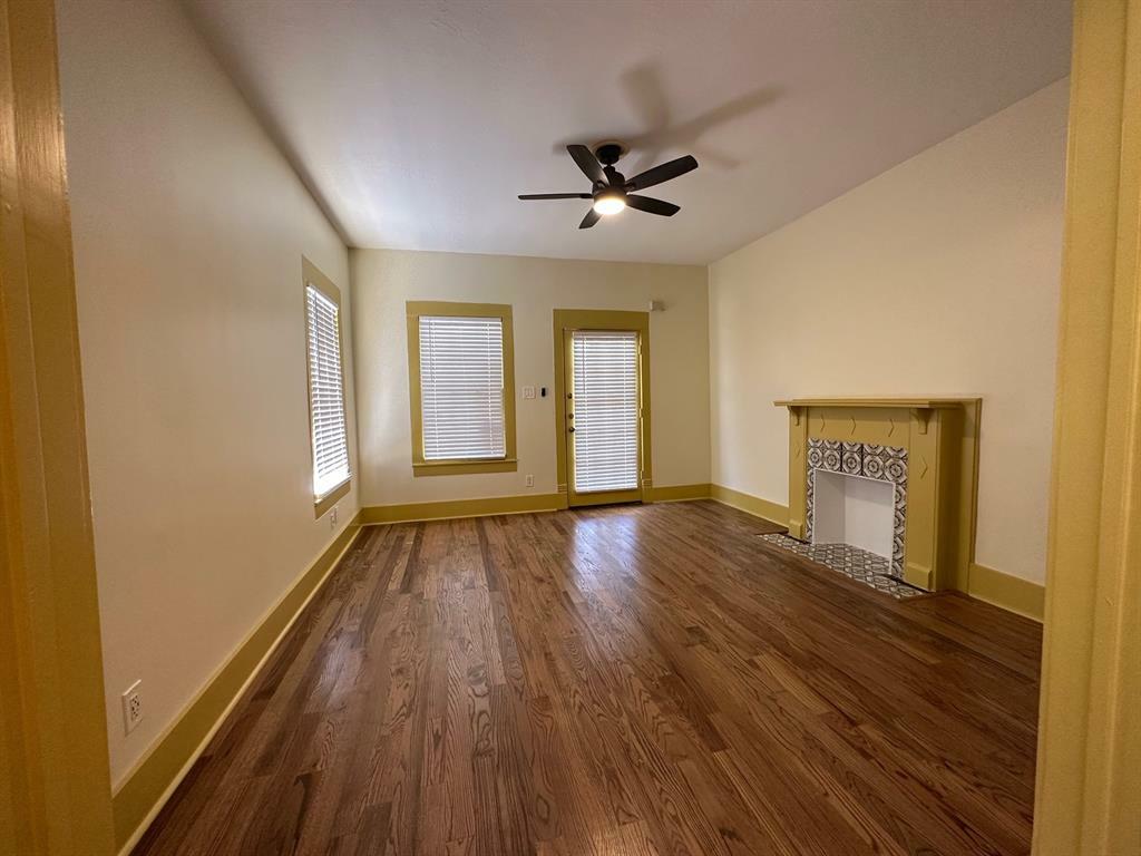 Property Photo: 4910 Victor Street 1 TX 75214