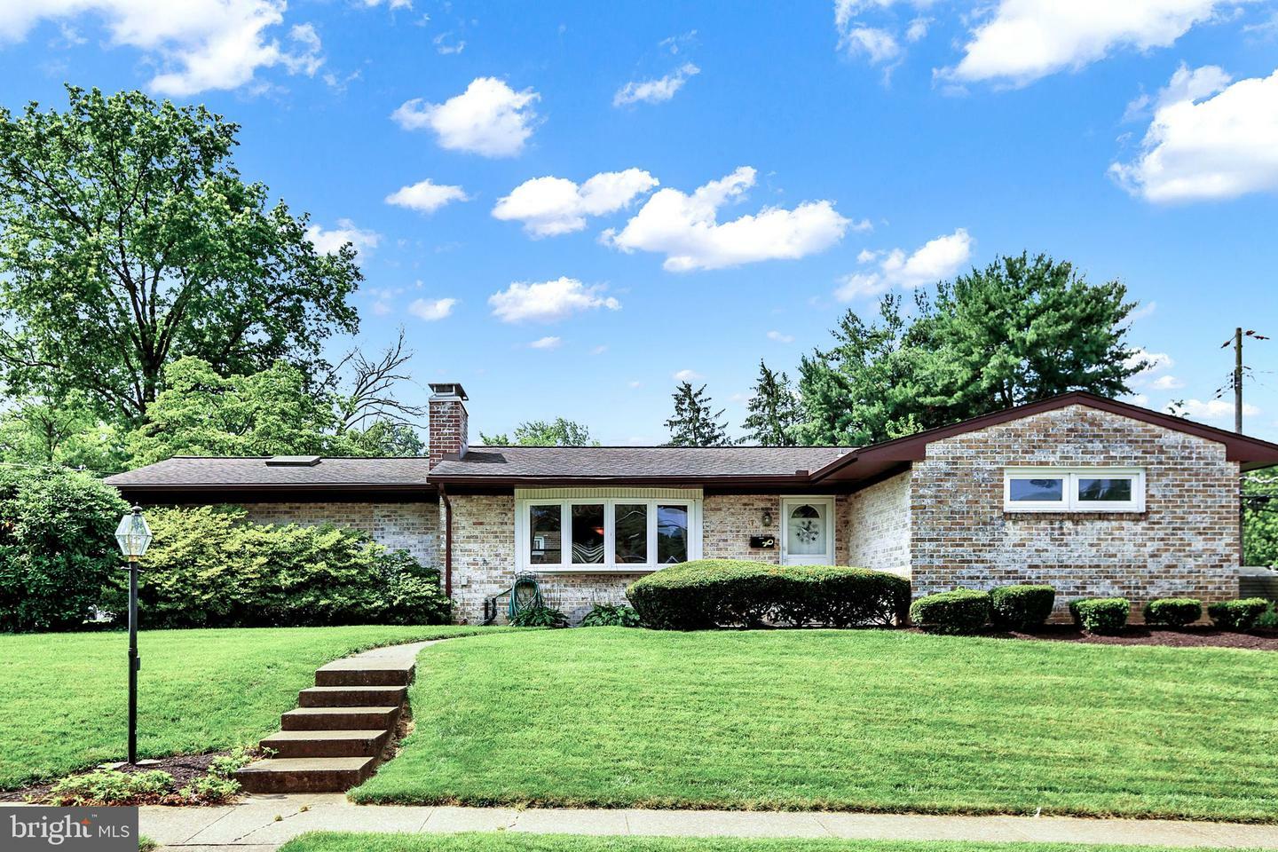 Property Photo: 17 Citadel Drive PA 17011