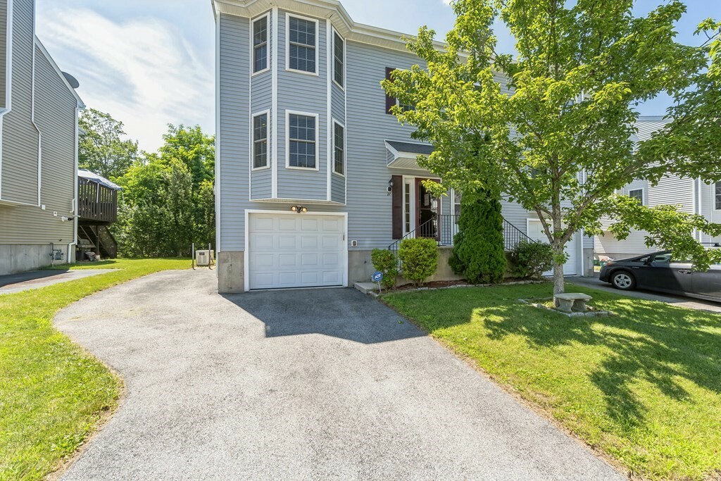 Property Photo: 27 Honeysuckle Rd MA 01607