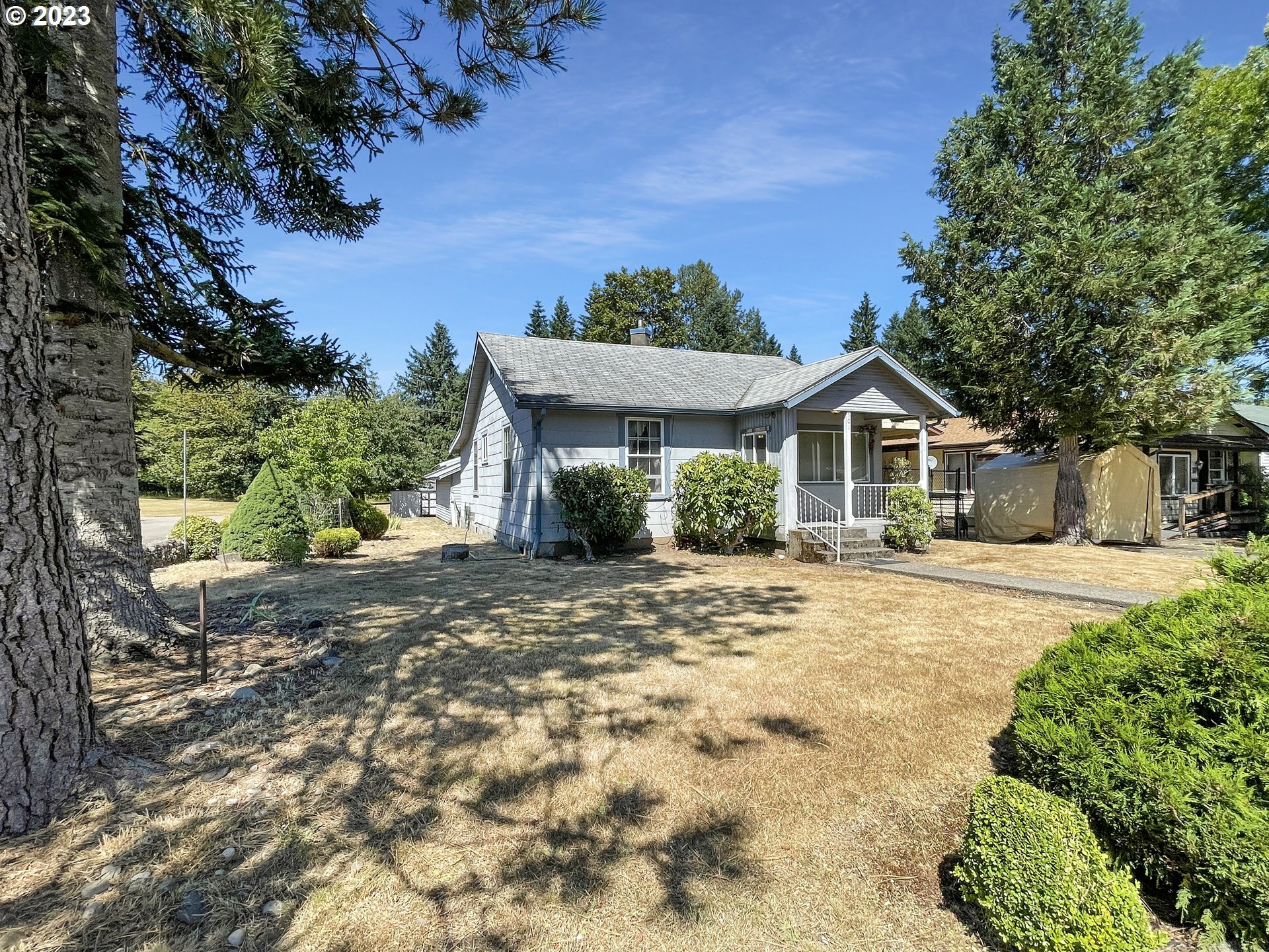 Property Photo:  501 Taylor St  WA 98581 