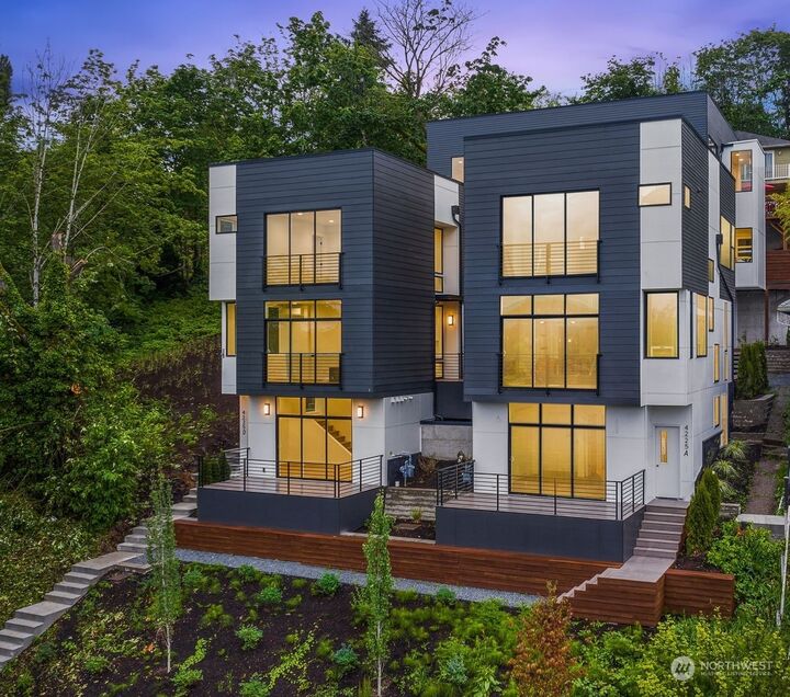 4225 C Letitia Avenue S  Seattle WA 98118 photo