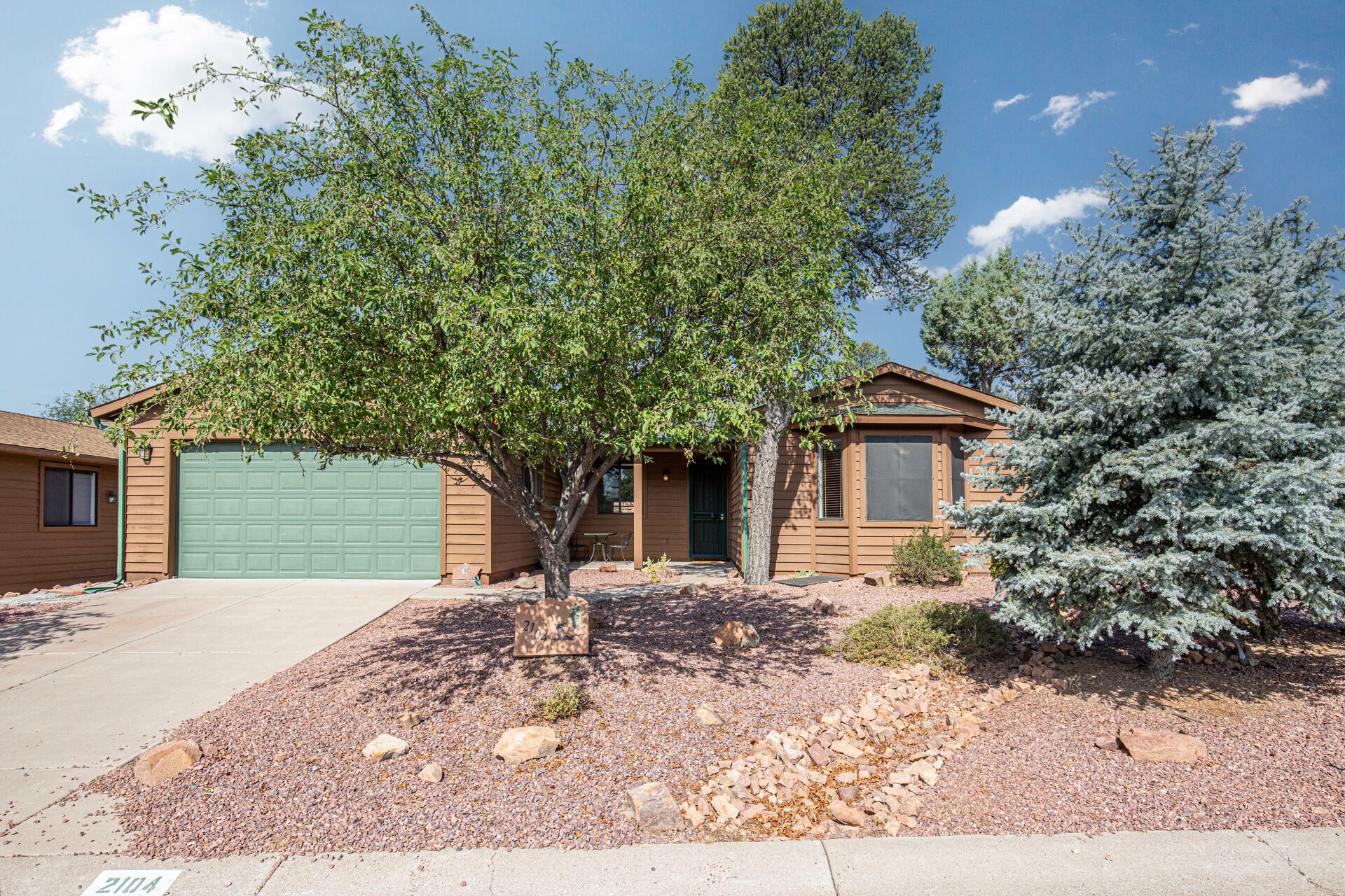 Property Photo:  2104 N Cold Springs Point  AZ 85541 