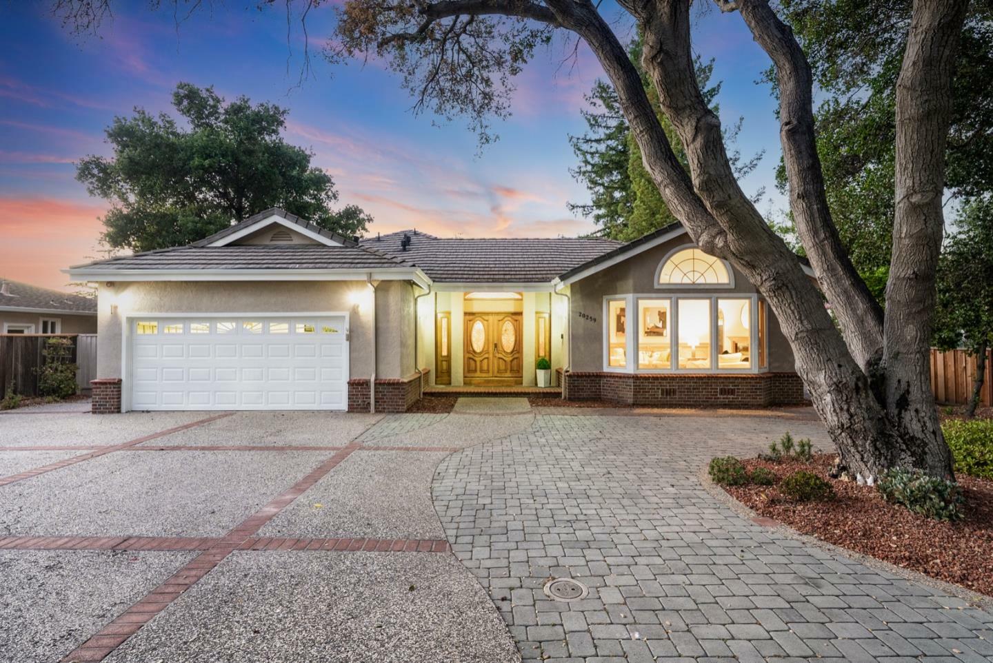 20259 Herriman Avenue  Saratoga CA 95070 photo