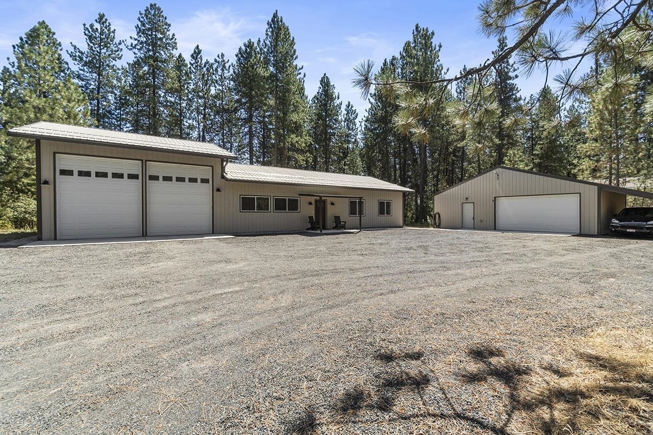 Property Photo: 27934 N Piney Ridge Rd WA 99003